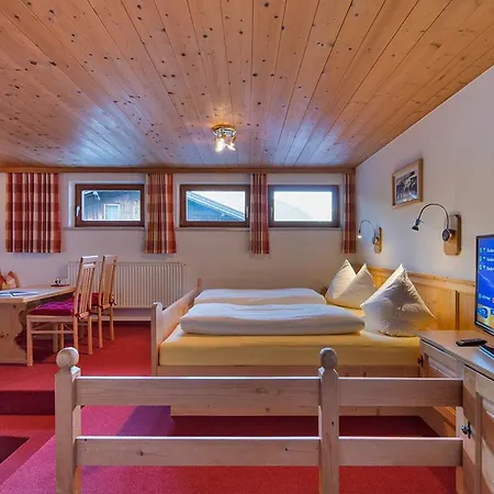 Haus Moostal * Sankt Anton am Arlberg