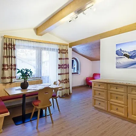 Haus Moostal * Sankt Anton am Arlberg